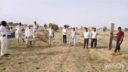 जैसलमेर: भणियाणा तहसीलदार ने उच पदरा गांव के देवलिया नाडा जाने वाले आम रास्ते को खुलवाकर ग्रामीणों को राहत प्रदान की