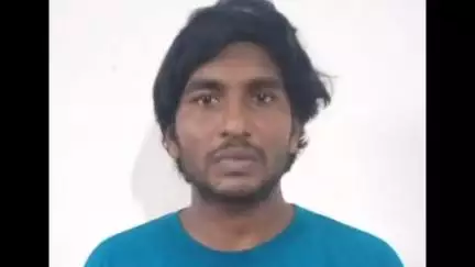 ഒറ്റപ്പാലം: ട്രെയിനിൽ മോഷണം, ആലപ്പുഴ സ്വദേശി ഷൊർണൂരിൽ റെയിൽവേ പോലീസിന്റെ പിടിയിൽ
