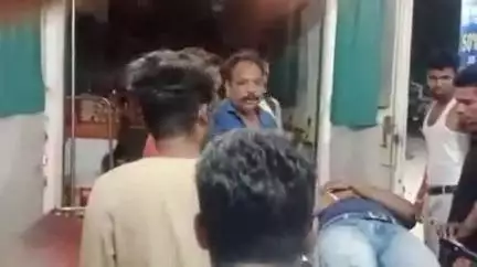 गुमला: गुडमा गांव के पास दो बाइक की टक्कर में एक की मौत, एक घायल