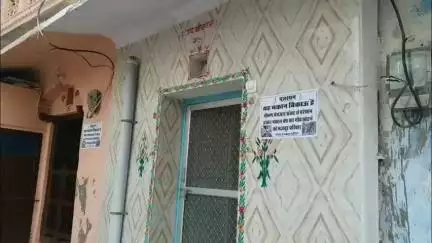 फुलेरा मु. सांभर: सांभर में पेयजल संकट के चलते लोग बरसों पुरानी हवेलियां और आशियाने छोड़ने को मजबूर, घरों के बाहर लगाए पोस्टर-बैनर