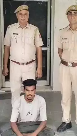 कोटपूतली पुलिस ने वनकर्मी के साथ मारपीट व राजकार्य में बाधा डालने के मामले में 1 व्यक्ति को किया गिरफ्तार