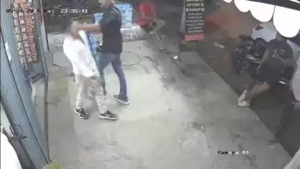 बैतूल नगर: पाथाखेड़ा चौक प्रभारी पर अभद्रता का आरोप, पुलिस अधीक्षक से शिकायत, सीसीटीवी फुटेज आया सामने