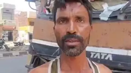 हंडिया: उपरदहा गांव के सामने खड़ी ट्रक में दूसरी ट्रक ने मारी टक्कर, एक व्यक्ति गंभीर रूप से घायल