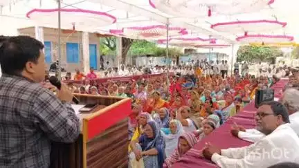 जामनेर: महसूल मंडळ वाकडी येथे “छत्रपती शिवाजी महाराज महाराजस्व समाधान शिबिर” उत्साहात यशस्वीरित्या संपन्न,320 लाभार्थीना लाभ.