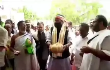సూర్యాపేట: సూర్యాపేట పట్టణంలో టీఎస్ ఎస్పీడీసీఎల్ నూతన కార్యాలయ భవనాన్ని ప్రారంభించిన మంత్రి ఉత్తమ్ కుమార్ రెడ్డి