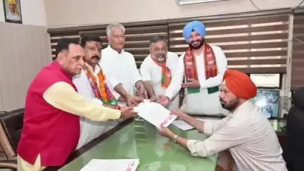 ਲੁਧਿਆਣਾ ਪੂਰਬੀ: ਸਰਾਬਾ ਨਗਰ ਲੁਧਿਆਣਾ ਵਿੱਚ ਅੱਜ ਭਾਜਪਾ ਦੇ ਉਮੀਦਵਾਰ ਜੀਵਨ ਗੁਪਤਾ ਨੇ ਭਰਿਆ ਨਾਮਜਦਗੀ ਪੱਤਰ , ਅੱਜ ਨਾਮਜਦਗੀ ਦਾ ਸੀ ਆਖਰੀ ਦਿਨ,