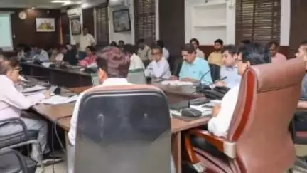 गुनौर: जिले को कुपोषण मुक्त बनाने की दिशा में सार्थक प्रयास करें: पन्ना कलेक्टर