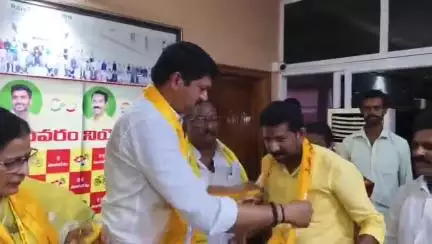 భీమవరం: పార్టీలో కష్టించి పనిచేసే వారికే పదవులు: జిల్లా టిడిపి అధ్యక్షుడు, ఏపీఐఐసీ చైర్మన్ మంతెన రామరాజు