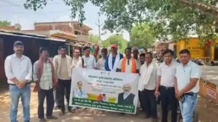 पवई: पन्ना जिले में विकसित कृषि संकल्प यात्रा गांव-गांव पहुंच रही है, किसान सभा में दी जानकारी