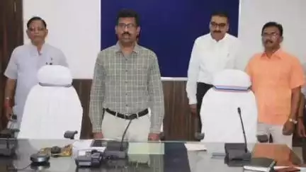 कोटर: राष्ट्रगान और राष्ट्रगीत के साथ जून माह के कार्यों की शुरुआत हुई