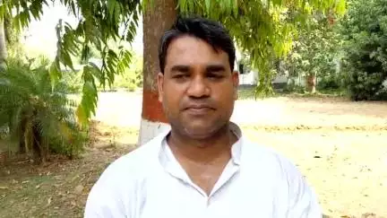 करायपरसुराय: लालू यादव के बेटे तेज प्रताप यादव के पार्टी पर असर को लेकर जदयू प्रवक्ता मनीष यादव ने ली चुटकी
