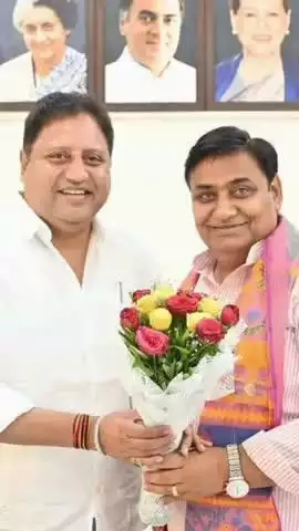 श्रीगंगानगर सांसद कुलदीप इंदौरा ने प्रदेश कांग्रेस अध्यक्ष गोविंद सिंह डोटासरा से की मुलाकात