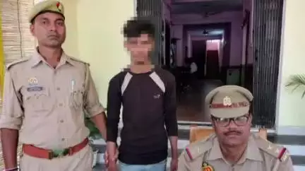 पडरौना: पडरौना कोतवाली थाने की पुलिस टीम ने वांक्षित अपहरणकर्ता को गिरफ्तार कर विधिक कार्रवाई के बाद भेजा जेल