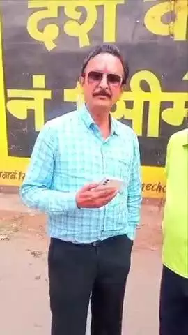 स्पैम कॉल को रिपोर्ट करें ताकि अन्य लोग भी धोखा खाने से बचें।