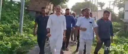 কমলপুৰ: কমলপুৰ সমষ্টিৰ লগতে নব গঠিত ৰঙিয়া সমষ্টিৰ বিভিন্ন গাঁও,কলাজল নৈপৰীয়া অঞ্চল পৰিদৰ্শন বিধায়ক দিগন্ত কলিতাৰ