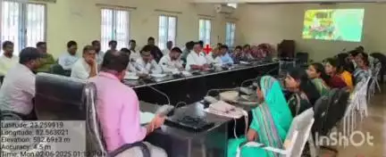 बैकुंठपुर: कोरिया में मोर गांव में मोरपानी अभियान का क्लस्टर बार प्रशिक्षण प्रारंभ, 6 जून तक चलेगा चरणबद्ध प्रशिक्षण