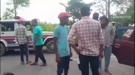 बगहा: बगहा में सड़क दुर्घटना, आधा दर्जन लोग घायल