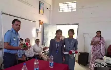 बैकुंठपुर: कोरिया में अग्निवीर योजना पर वायुसेना अधिकारियों द्वारा आयोजित सेमिनार, क्विज प्रतियोगिता में छात्रों की भागीदारी