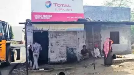 सरवाड़: गोयला में अज्ञात चोरों ने बाइक रिपेयरिंग शॉप का ताला तोड़कर नकदी सहित बाइक पार्ट्स चुराए, पीड़ित ने कार्रवाई की मांग की