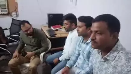 मुरैना नगर: कोर्ट रोड पर बिजली कंपनी के मैनेजर एचआर पर हमला, FIR के बाद पुलिस ने 4 लोगों को किया गिरफ्तार