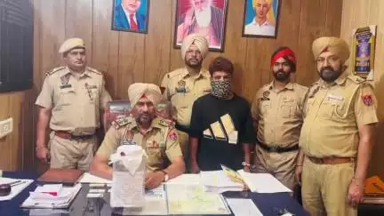 ਕਪੂਰਥਲਾ: ਅਸਲ੍ਹਾ ਐਕਟ ਤੇ ਹੋਰ ਮਾਮਲਿਆਂ ਵਿਚ ਲੋੜੀਂਦਾ ਵਿਅਕਤੀ ਪਿੰਡ ਬੋਪਾਰਾਏ ਨੇੜੇ ਨਜਾਇਜ਼ ਪਿਸਤੌਲ ਸਮੇਤ ਗਿ੍ਫ਼ਤਾਰ