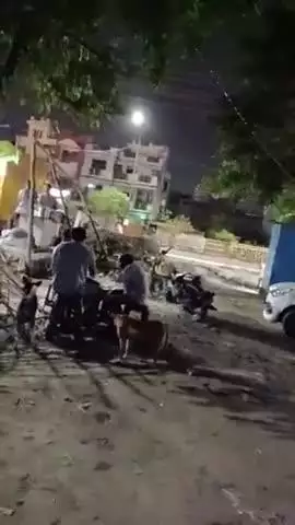 कानपुर: केशवपुरम के इस पार्क में शाम होते ही सज जाती है महफिल, खुलेआम पी जाती है शराब, वीडियो हुआ वायरल
