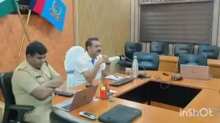 चौपारण: हजारीबाग पुलिस अधीक्षक ने बकरीद पर्व को लेकर पुलिस पदाधिकारियों के साथ वीडियो कॉन्फ्रेंसिंग की