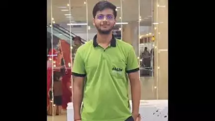 बेल्थरा रोड: जेईई एडवांस 2025 परीक्षा में सरया डीहुभगत गांव के ओंकार गुप्ता ने पाई सफलता, ओबीसी में मिला 4571 रैंक