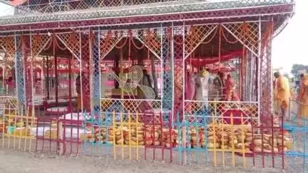अगिआंव: अगिआंव में महायज्ञ के दूसरे दिन विद्वान पंडितों ने वैदिक मंत्रोचार के साथ किया पंचांग पूजन और मंडप प्रवेश