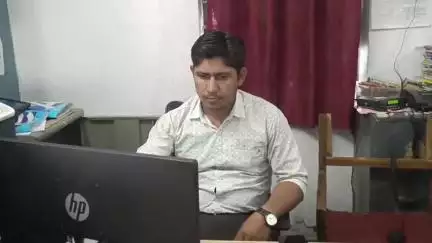 कालापीपल: ग्राम भूरिया खजूरिया के पास दो बाइक की टक्कर, 2 लोग घायल