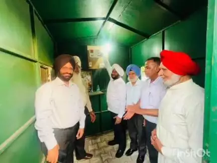 ਐਸਏਐਸ ਨਗਰ ਮੁਹਾਲੀ: ਮੋਹਾਲੀ ਦੇ ਸੈਕਟਰ-71, ਵਿਖੇ  ਲਗਵਾਏ ਨਵੇਂ ਟਿਊਬਵੈੱਲ ਦਾ ਉਦਘਾਟਨ  ਵਿਧਾਇਕ   ਕੀਤਾ