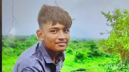 જૂનાગઢ: શહેરની ધોરાજી ચોકડી નજીક હિંગળાજ હોટલ પાસે કાર ચાલકે બાઈક ચાલકને અડફેટે લેતા 17 વર્ષીય સગીરનું મોત