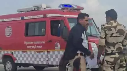 वैजापूर: समृद्धी महामार्गावर चॅनेल क्रमांक 461.9 जवळ अपघात
