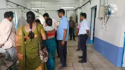 গোপীবল্লভপুর ২: বেলডিহিতে দুগ্ধ প্রকল্পের স্কিম পরিদর্শন করলেন ঝাড়গ্রাম জেলা প্রশাসন, উপস্থিত জেলা পরিষদের সভাধিপতি
