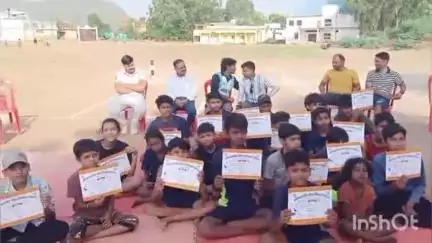 पवई: पवई में आयोजित ग्रीष्मकालीन खेल प्रशिक्षण का समापन हुआ