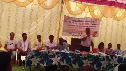 बड़वारा: ग्राम विलायत खुर्द में 'विकसित कृषि संकल्प' अभियान के तहत कार्यक्रम का हुआ आयोजन, विधायक धीरेंद्र बहादुर सिंह रहे मौजूद