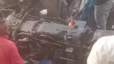 ब्यावरा: ब्यावरा क्षेत्र में पार्वती नदी पर बने पुल से नीचे गिरी रेत से भरी ट्रैक्टर-ट्रॉली, चालक की हुई मौत