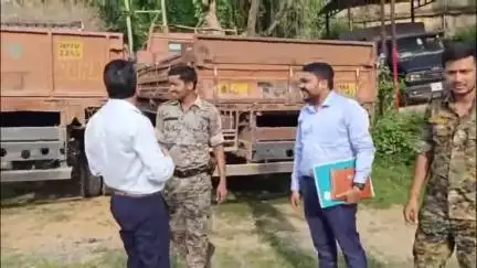जरीडीह: बांधडीह के पास अवैध स्टोन चिप्स परिचालन पर बड़ी कार्रवाई, दो टाटा वाहन और मिनी ट्रक जब्त