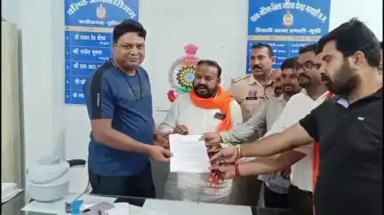 पेण्ड्रा रोड गौरेला: ज्योतिपुर में प्रदेश के प्रथम मुख्यमंत्री अजीत जोगी की मूर्ति रात में चुपचाप लगाई गई, बीजेपी ने दिया ज्ञापन