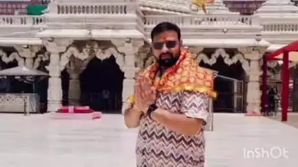 દાંતા: અખિલ ભારતીય ક્ષત્રિય સરગરા મહાસભાના રાષ્ટ્રીય યુવા અધ્યક્ષ પહોંચ્યા અંબાજી,અંબાજી મંદિરમાં કર્યા દર્શન.