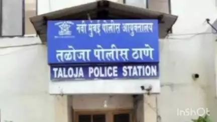 पनवेल: महिलेचे आक्षेपार्ह फोटो गावात पाठवण्याची धमकी; आरोपीवर तळोजा पोलीस ठाण्यात गुन्हा दाखल
