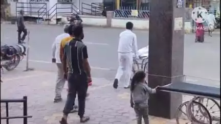 जावद: नयागांव में एक युवक ने अज्ञात कारणों के चलते ज़हरीले पदार्थ का किया सेवन, जिला अस्पताल में उपचार के दौरान हुई मौत