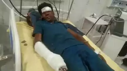बनेड़ा: बनेड़ा में रोड पर अचानक पशु के आने से बाइक सवार अनियंत्रित होकर पशु से टकराया, घायल जिला चिकित्सालय में भर्ती