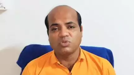 গোসাবা: ফের পুলিশকে বেলাগাম ভাষায় আক্রমন,সাসপেন্ড বীরভূমের জেলাTMCPসভাপতি যা নিয়েTMCকে গোসাবায় কটাক্ষ  সাংগঠনিক জেলাBJPমুখপাত্র