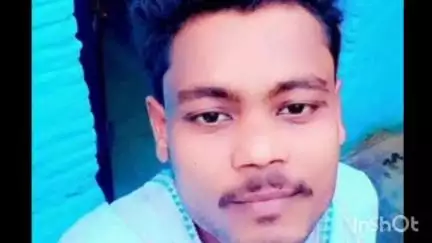 कुलपहाड़: महुआ गांव में 23 वर्षीय युवक ने अज्ञात कारणों से घर में किया जहरीले पदार्थ का सेवन, हुई दर्दनाक मौत