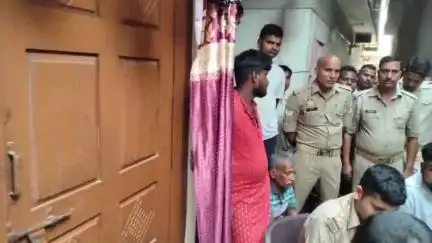 खजनी: उनवल के वार्ड नंबर 5 में विवाहिता ने की आत्महत्या, फंदे से लटका मिला शव, सुसाइड के कारणों का नहीं लगा पता