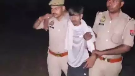 सवायजपुर: पचदेवरा पुलिस की मुठभेड़ में मासूम बच्ची की हत्या के आरोपी को लगी गोली, आरोपी ने एसआई की पिस्टल छीनकर की थी फायरिंग