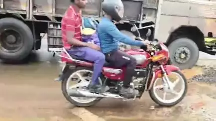 ସୁକିନ୍ଦା: ସୁକିନ୍ଦା ବିଜୁ ପଟ୍ଟନାୟକ ପ୍ରତିମୂର୍ତ୍ତି ସମ୍ମୁଖ ରାଜପଥ କଦର୍ଯ୍ୟ , ସ୍ଥାନୀୟ ଅଞ୍ଚଳରେ ଜନଅସୋନ୍ତସ#jansamasya