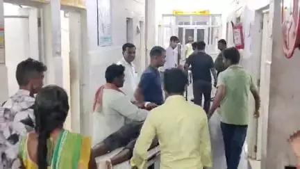 महाराजगंज: बलुईधुस में अज्ञात वाहन की टक्कर से युवक घायल, किया गया जिला अस्पताल रेफर
