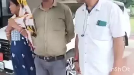 कोरबा: अनूपपुर की अन्नपूर्णा को वापस मिले महंगे आभूषण, ऑटो चालक ने बैग कोतवाली पुलिस को सौंपा